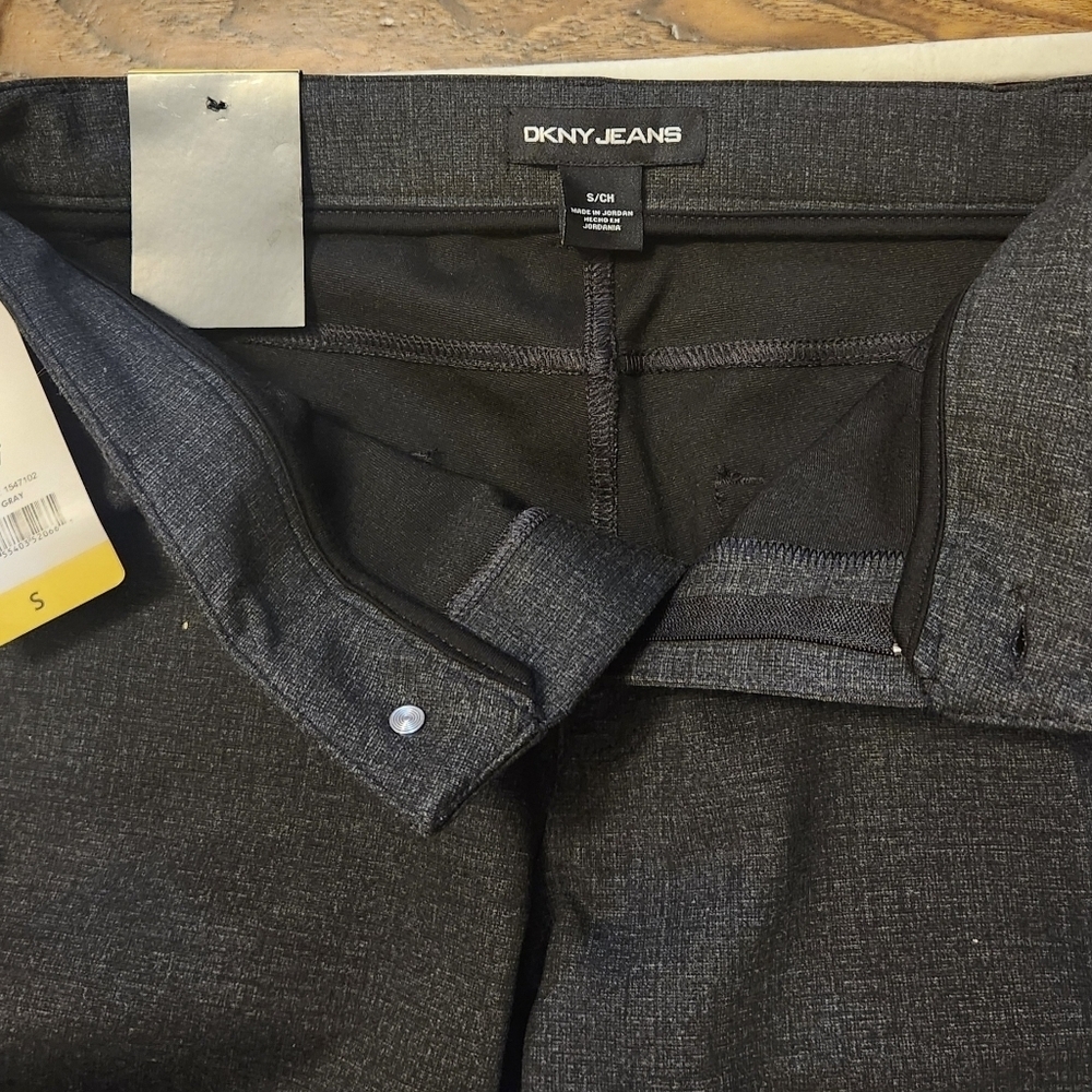 DKNY Dk Gray Straight Leg Flat Front Pants SZ Small 30" NWT - Picture 4 of 9